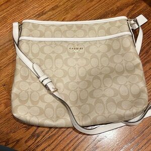 Beige Coach bag